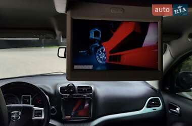 Позашляховик / Кросовер Dodge Journey 2015 в 