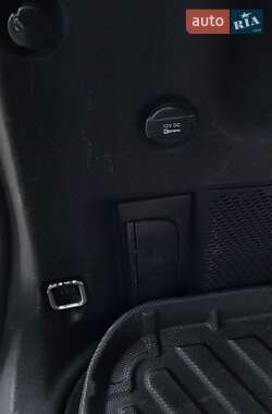 Позашляховик / Кросовер Dodge Journey 2015 в 