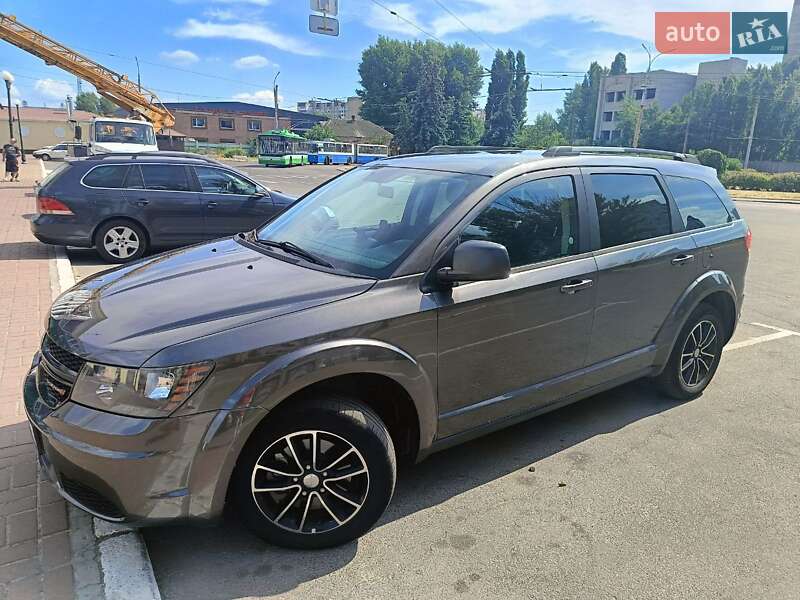 Внедорожник / Кроссовер Dodge Journey 2017 в 