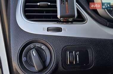 Внедорожник / Кроссовер Dodge Journey 2015 в 