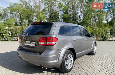 Позашляховик / Кросовер Dodge Journey 2012 в 