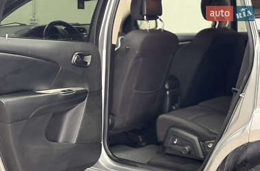 Внедорожник / Кроссовер Dodge Journey 2016 в 
