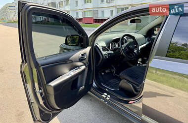 Позашляховик / Кросовер Dodge Journey 2016 в 