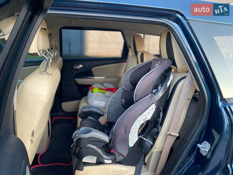 Внедорожник / Кроссовер Dodge Journey 2013 в Ровно фото 27 Внедорожник / Кроссовер Dodge Journey 2013 в Ровно