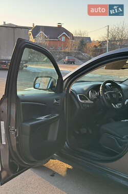 Внедорожник / Кроссовер Dodge Journey 2014 в 