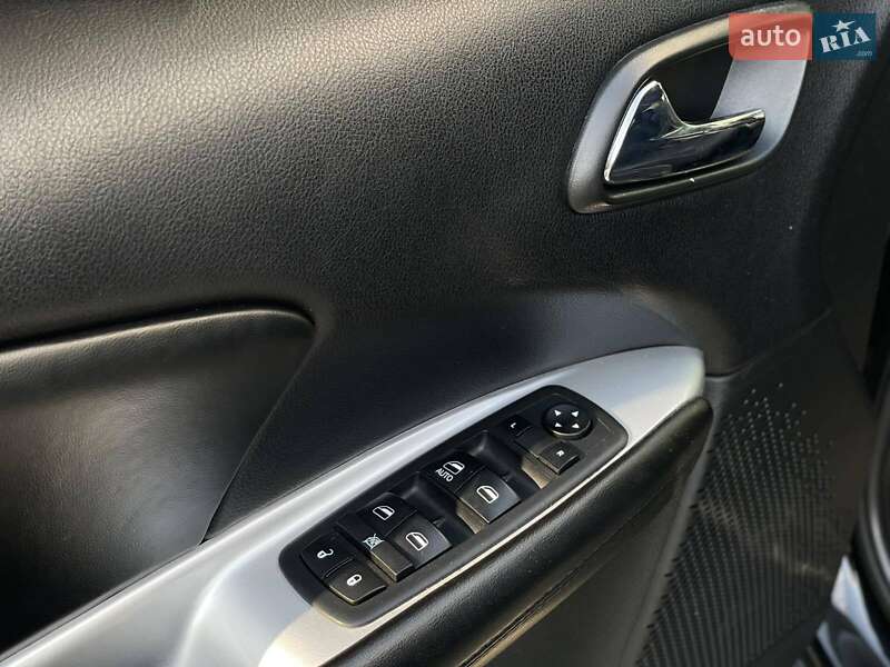 Внедорожник / Кроссовер Dodge Journey 2018 в Днепре