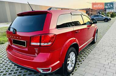Внедорожник / Кроссовер Dodge Journey 2012 в 