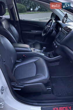 Внедорожник / Кроссовер Dodge Journey 2018 в 