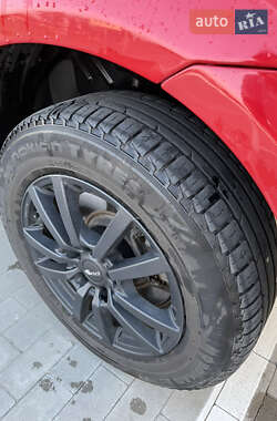 Внедорожник / Кроссовер Dodge Journey 2015 в 