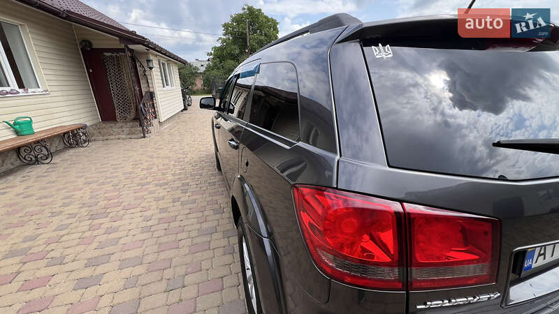 Позашляховик / Кросовер Dodge Journey 2016 в Івано-Франківську
