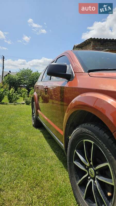 Внедорожник / Кроссовер Dodge Journey 2012 в Радивилове