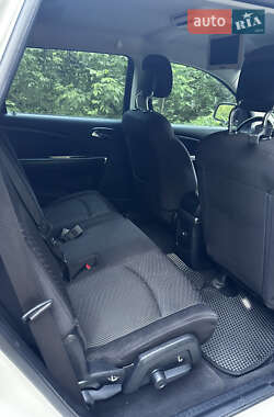 Внедорожник / Кроссовер Dodge Journey 2013 в 