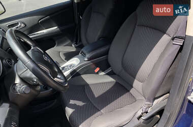 Внедорожник / Кроссовер Dodge Journey 2016 в 