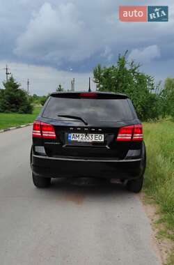 Внедорожник / Кроссовер Dodge Journey 2015 в 
