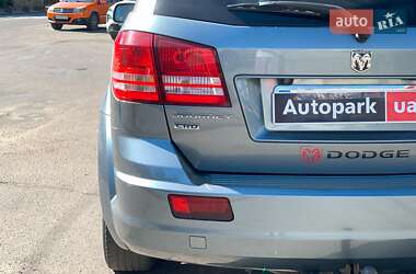 Внедорожник / Кроссовер Dodge Journey 2010 в 