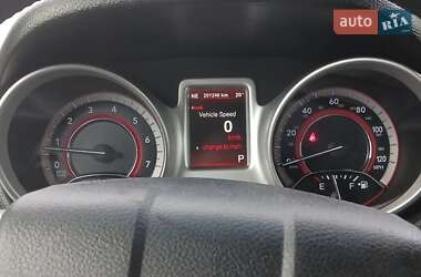 Позашляховик / Кросовер Dodge Journey 2015 в 
