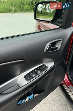 Внедорожник / Кроссовер Dodge Journey 2011 в 