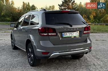 Позашляховик / Кросовер Dodge Journey 2020 в 