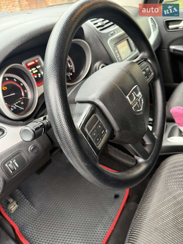 Внедорожник / Кроссовер Dodge Journey 2016 в Звягеле