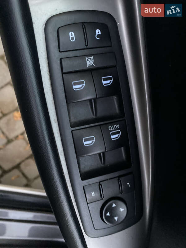 Внедорожник / Кроссовер Dodge Journey 2020 в Львове