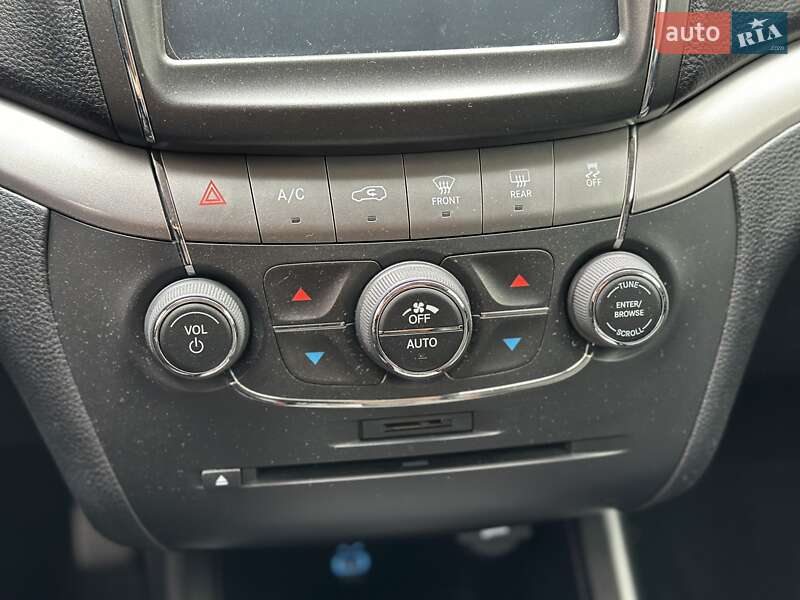 Внедорожник / Кроссовер Dodge Journey 2019 в Киеве