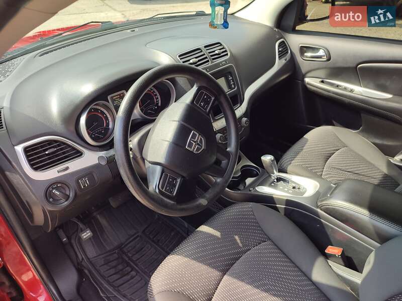 Внедорожник / Кроссовер Dodge Journey 2016 в Лубнах