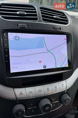 Внедорожник / Кроссовер Dodge Journey 2014 в 