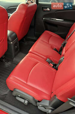 Внедорожник / Кроссовер Dodge Journey 2014 в 