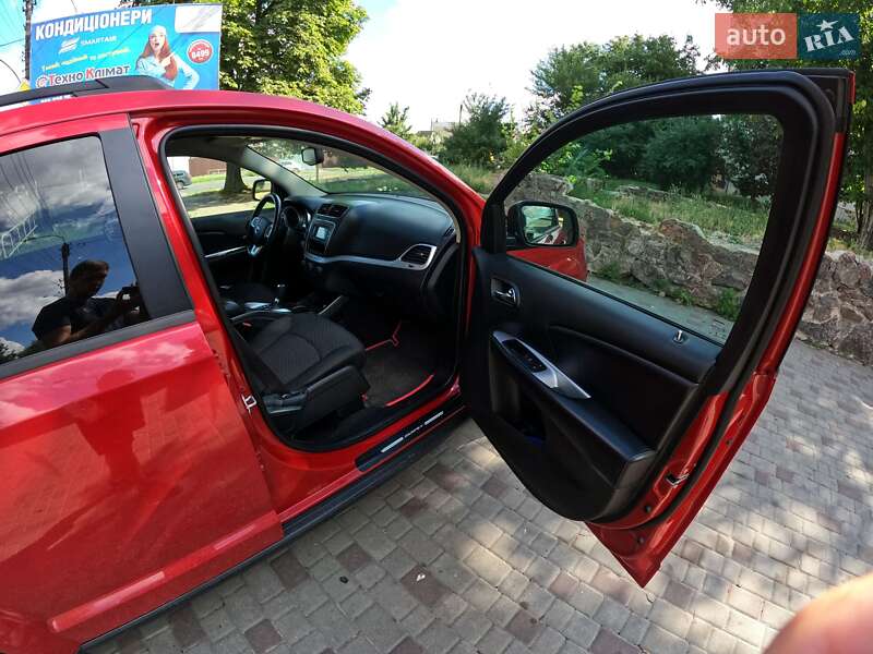 Внедорожник / Кроссовер Dodge Journey 2016 в Черкассах