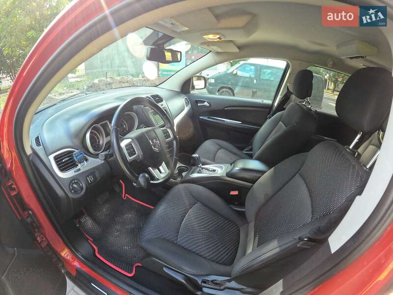 Внедорожник / Кроссовер Dodge Journey 2016 в Черкассах