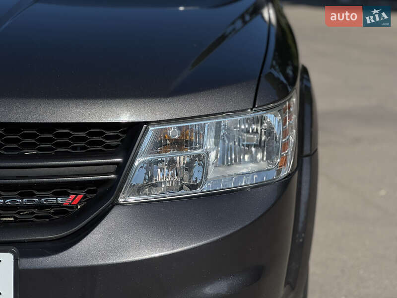 Внедорожник / Кроссовер Dodge Journey 2016 в Каменском