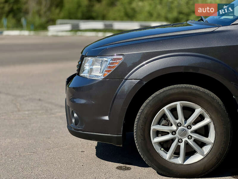 Внедорожник / Кроссовер Dodge Journey 2016 в Каменском