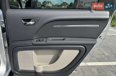 Внедорожник / Кроссовер Dodge Journey 2010 в 