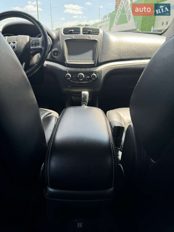Внедорожник / Кроссовер Dodge Journey 2016 в Виннице