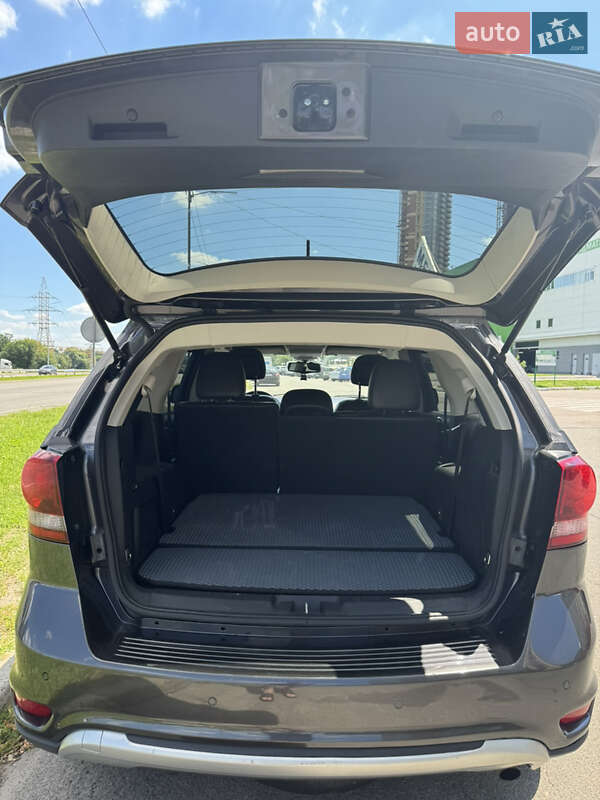 Внедорожник / Кроссовер Dodge Journey 2016 в Виннице