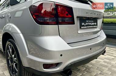 Внедорожник / Кроссовер Dodge Journey 2016 в 