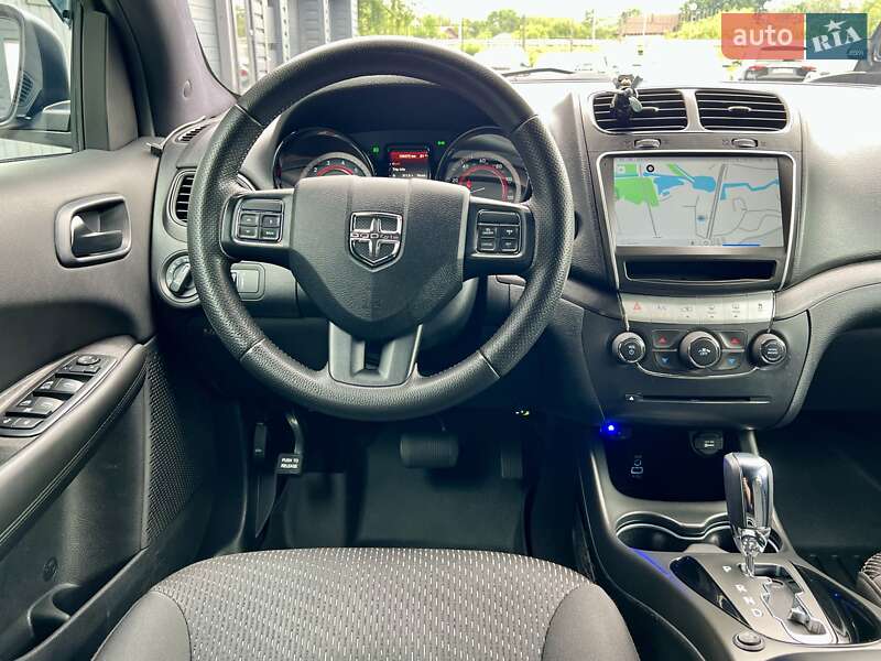 Позашляховик / Кросовер Dodge Journey 2016 в Києві