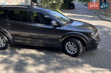 Позашляховик / Кросовер Dodge Journey 2016 в 