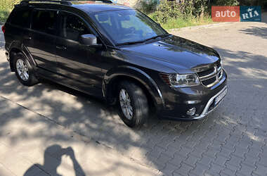 Позашляховик / Кросовер Dodge Journey 2016 в 