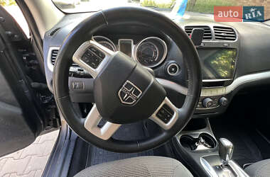Позашляховик / Кросовер Dodge Journey 2016 в 