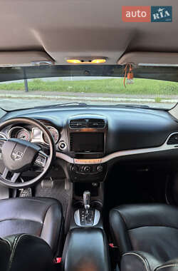 Внедорожник / Кроссовер Dodge Journey 2015 в 