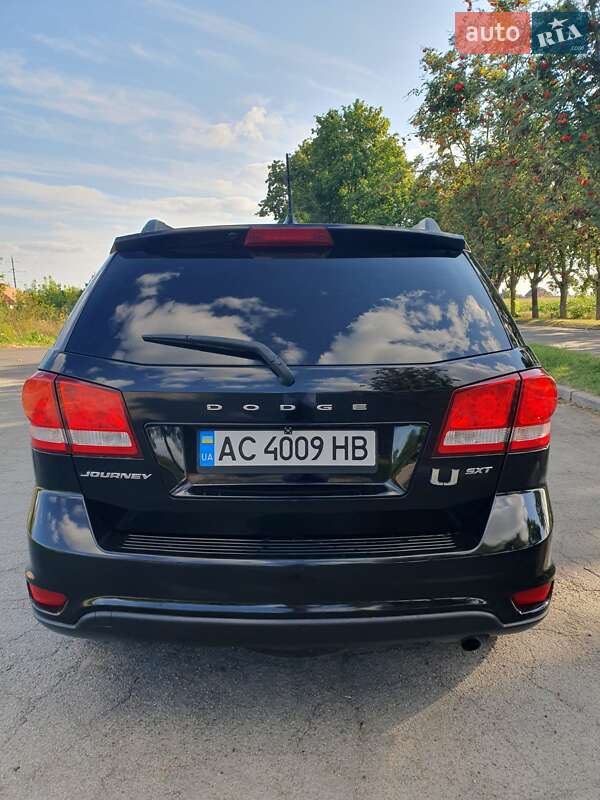 Позашляховик / Кросовер Dodge Journey 2014 в Володимирі фото 12 Позашляховик / Кросовер Dodge Journey 2014 в Володимирі