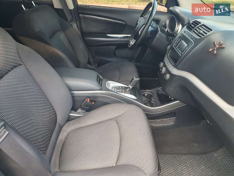 Позашляховик / Кросовер Dodge Journey 2014 в Володимирі фото 26 Позашляховик / Кросовер Dodge Journey 2014 в Володимирі