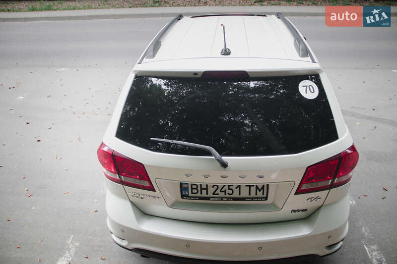 Позашляховик / Кросовер Dodge Journey 2015 в Львові