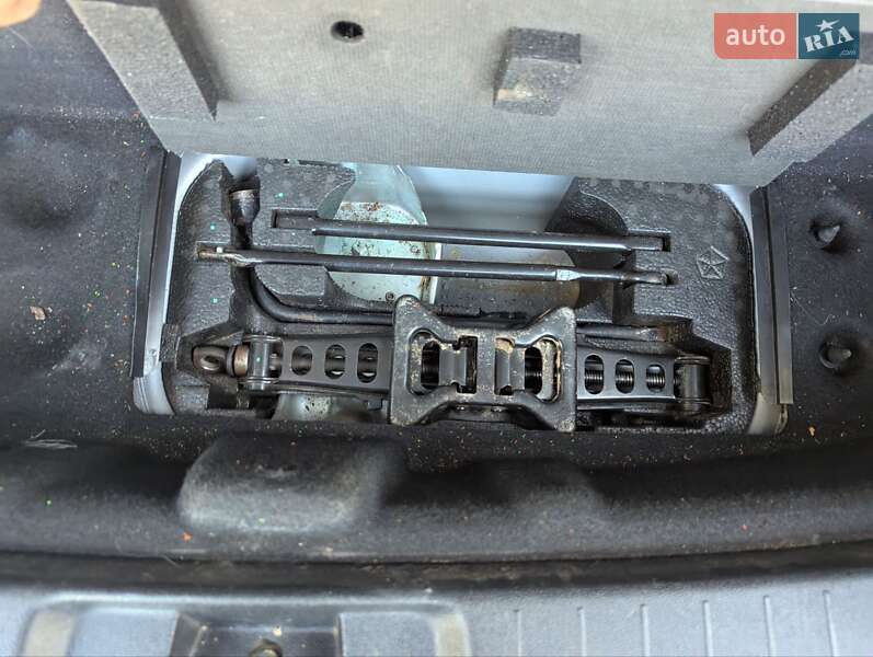 Внедорожник / Кроссовер Dodge Journey 2015 в Чернигове