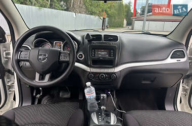 Внедорожник / Кроссовер Dodge Journey 2014 в 