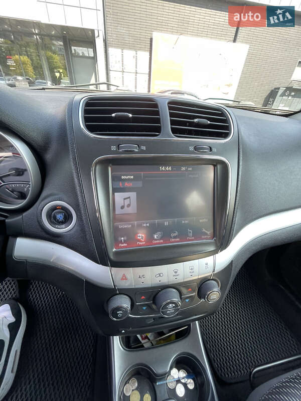 Внедорожник / Кроссовер Dodge Journey 2012 в Харькове