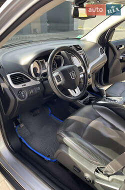 Внедорожник / Кроссовер Dodge Journey 2017 в 