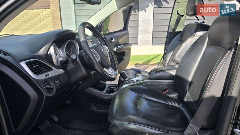 Внедорожник / Кроссовер Dodge Journey 2016 в Киеве