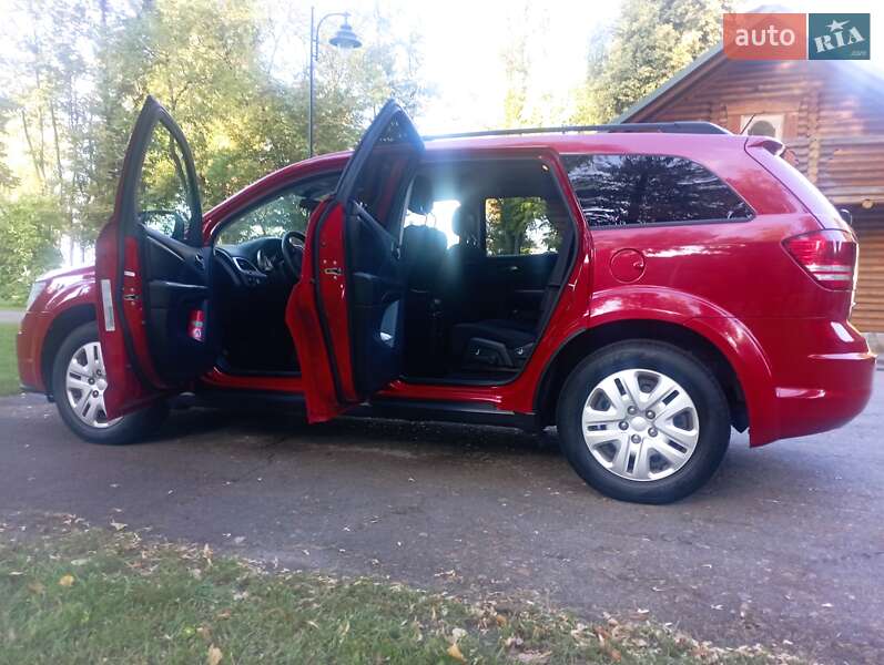 Позашляховик / Кросовер Dodge Journey 2016 в Броварах